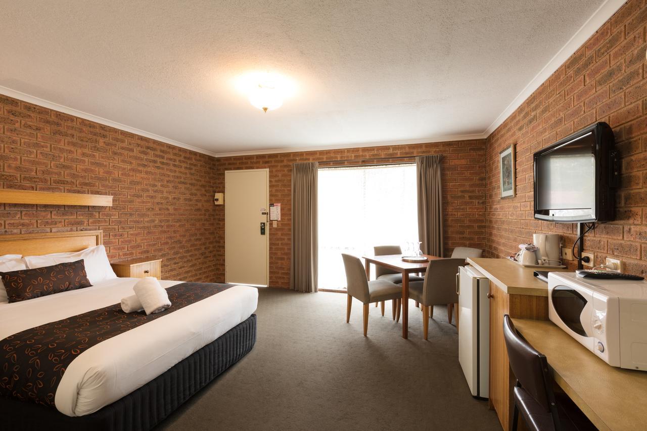 Advance Motel Wangaratta Bagian luar foto
