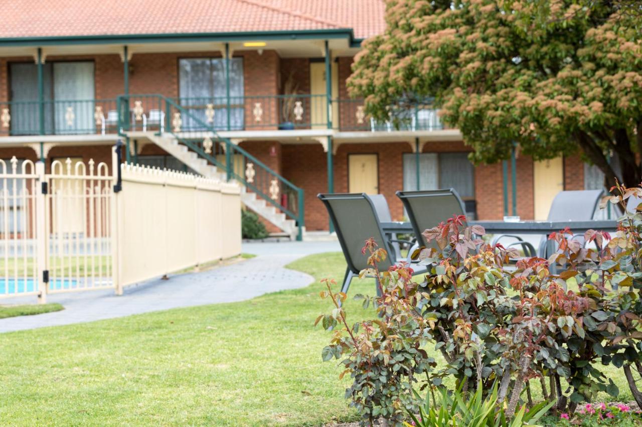 Advance Motel Wangaratta Bagian luar foto
